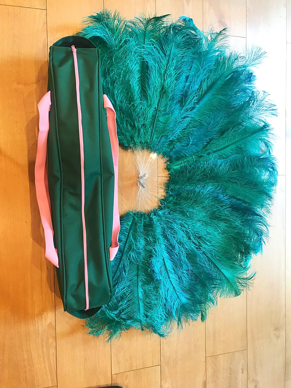 Burlesque Feather Fan Travel Bag